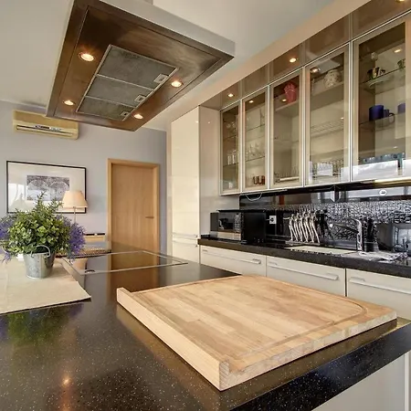 Helios Luxury In Skyscraper Appartement Vilnius