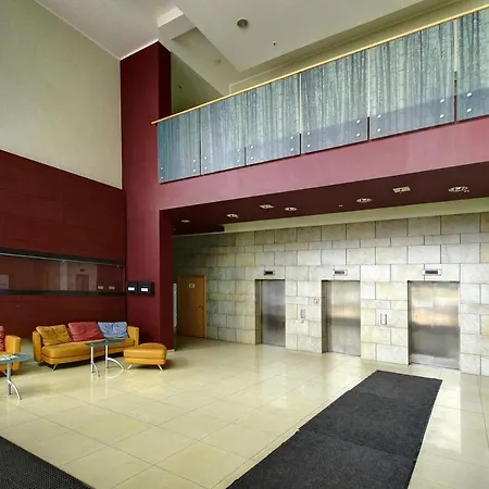 Helios Luxury In Skyscraper *