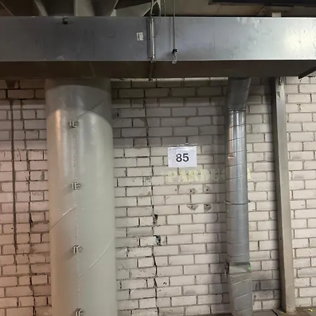 Helios Luxury In Skyscraper