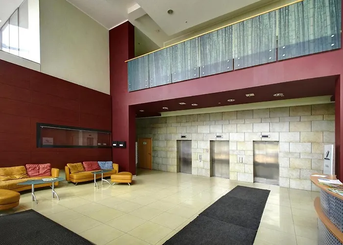 Helios Luxury In Skyscraper *