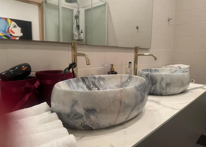 Helios Luxury In Skyscraper *